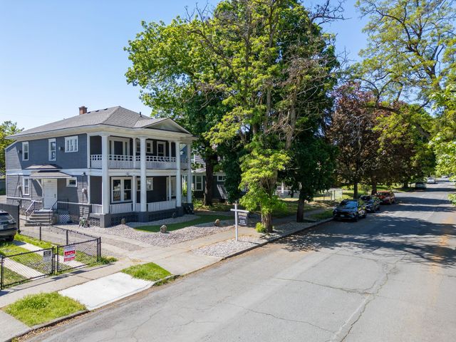 1119 W Augusta Ave, Spokane, WA 99205