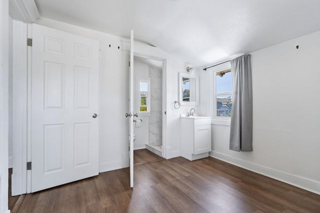 1119 W Augusta Ave, Spokane, WA 99205