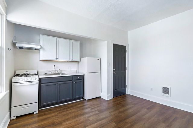 1119 W Augusta Ave, Spokane, WA 99205