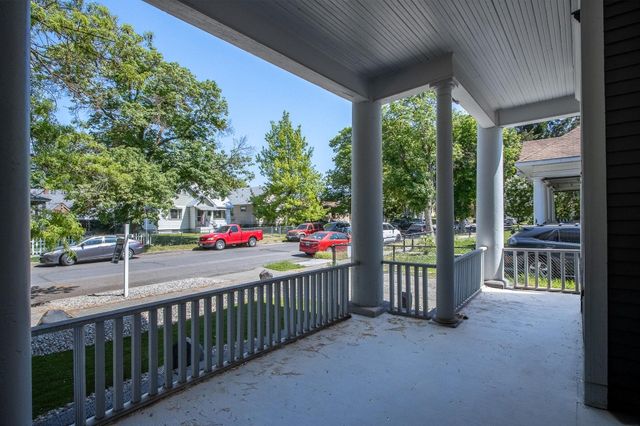 1119 W Augusta Ave, Spokane, WA 99205