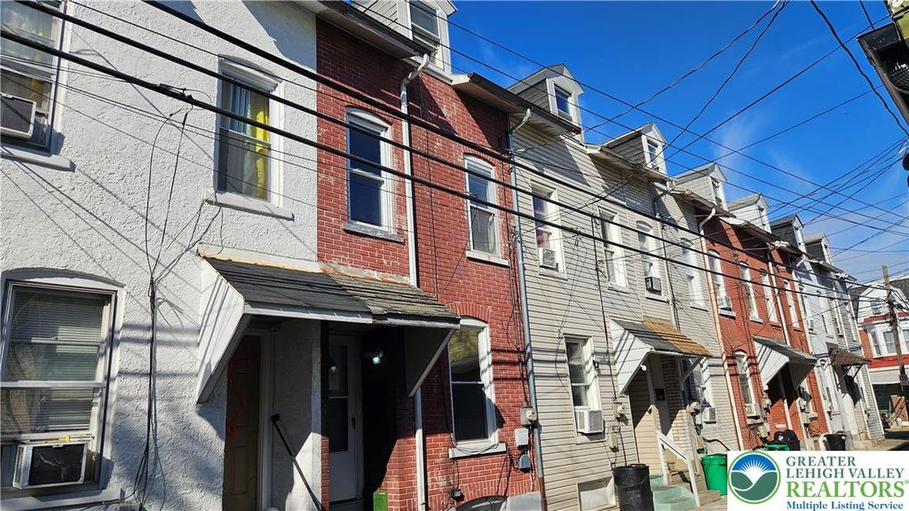 844 North Elliger Street, Allentown City, PA 18102