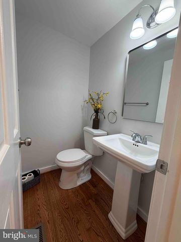 2283 DOSINIA CT, Reston, VA 20191