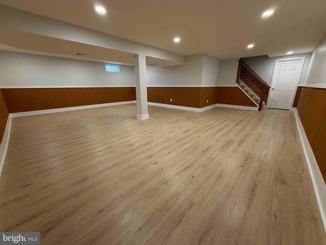 2283 DOSINIA CT, Reston, VA 20191