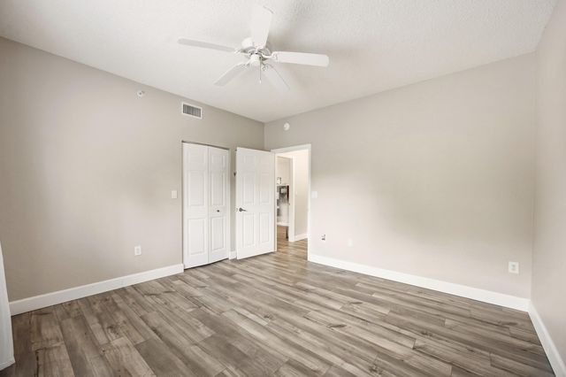 2802 Sarento Place 106, Palm Beach Gardens, FL 33410