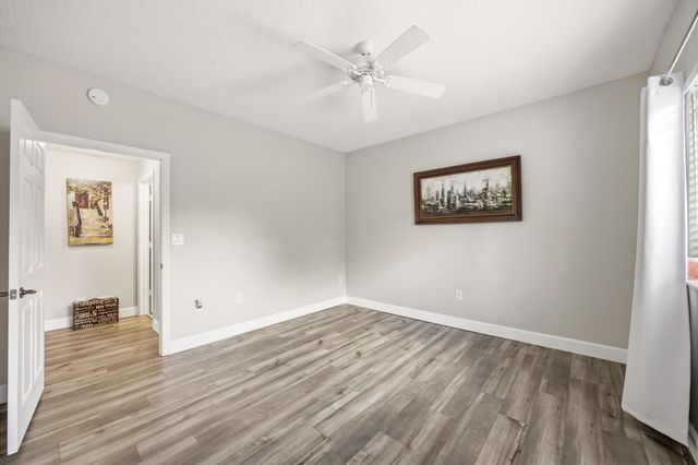 2802 Sarento Place 106, Palm Beach Gardens, FL 33410
