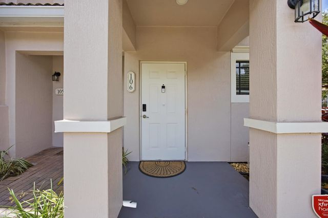 2802 Sarento Place 106, Palm Beach Gardens, FL 33410