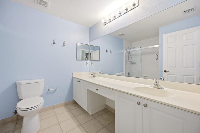 2802 Sarento Place 106, Palm Beach Gardens, FL 33410