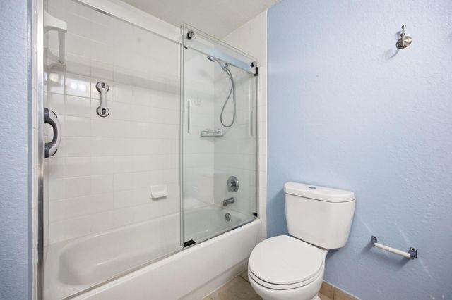 2802 Sarento Place 106, Palm Beach Gardens, FL 33410