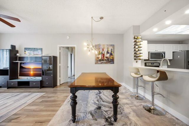2802 Sarento Place 106, Palm Beach Gardens, FL 33410