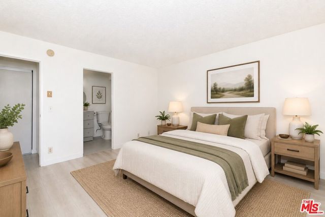 20930 Parthenia Street 207, Los Angeles, CA 91304