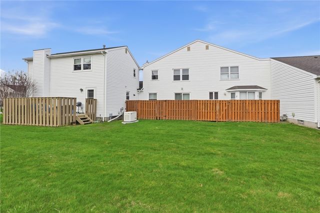 18 Hanna Lane, Webster, NY 14580
