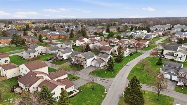 18 Hanna Lane, Webster, NY 14580