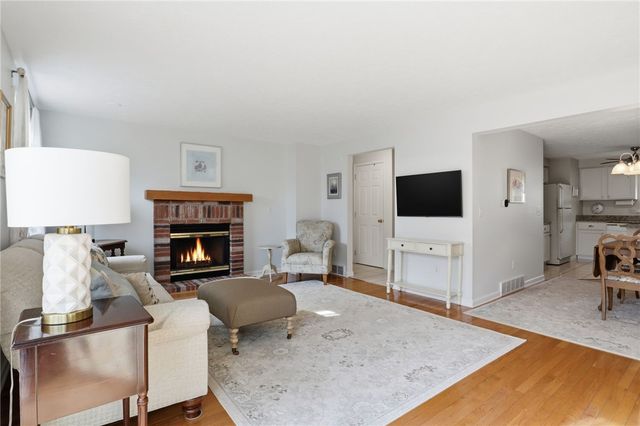 18 Hanna Lane, Webster, NY 14580