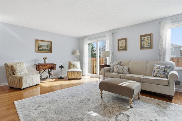 18 Hanna Lane, Webster, NY 14580