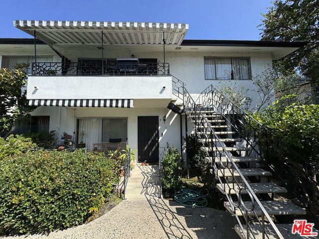 3320 Griffith Park Boulevard 4, Los Angeles, CA 90027