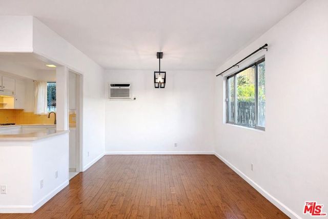 3320 Griffith Park Boulevard 4, Los Angeles, CA 90027