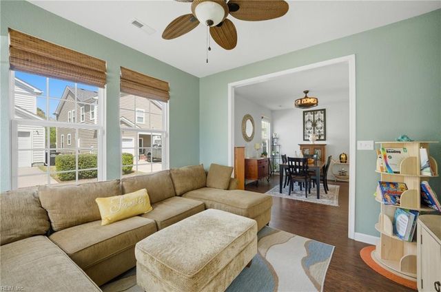 206 Harmony DR, Portsmouth, VA 23701