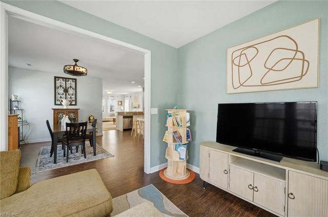 206 Harmony DR, Portsmouth, VA 23701