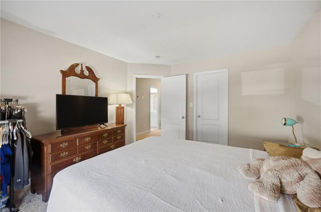 206 Harmony DR, Portsmouth, VA 23701