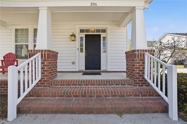 206 Harmony DR, Portsmouth, VA 23701