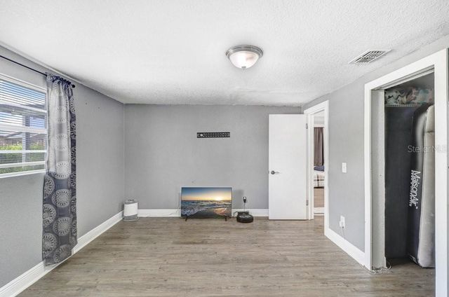 522 W 9TH STREET, Lakeland, FL 33805