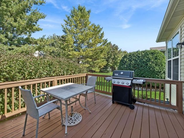 5932 Eton Drive, Hoffman Estates, IL 60192