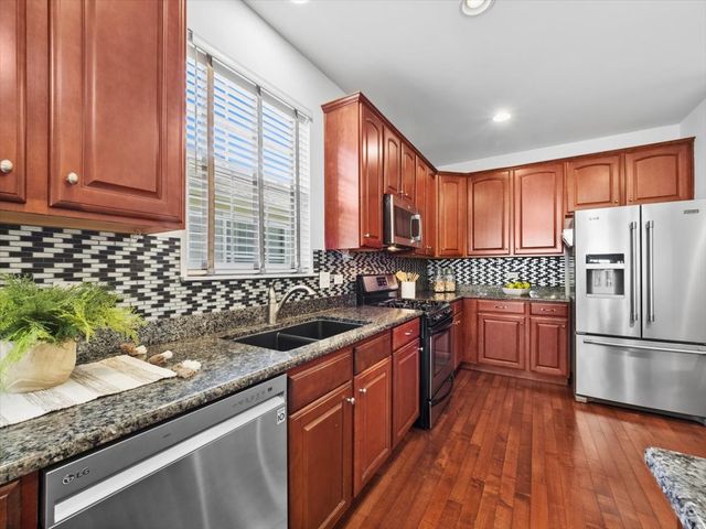 5932 Eton Drive, Hoffman Estates, IL 60192