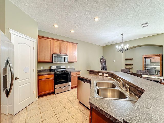 6929 SURREY HILL PLACE, Apollo Beach, FL 33572