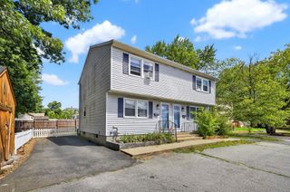 594 Dix Street, Manchester, NH 03103