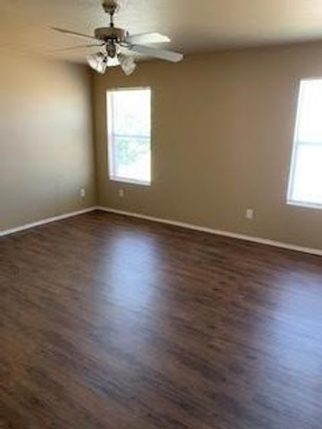 2712 Redwood Street, Royse City, TX 75189