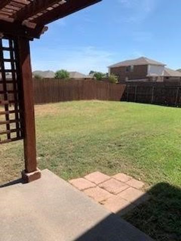 2712 Redwood Street, Royse City, TX 75189