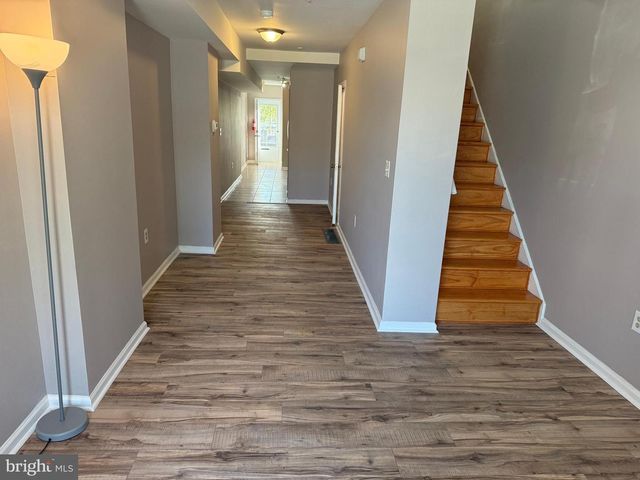 26 BOND ST, Trenton, NJ 08618