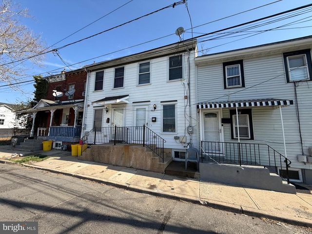 26 BOND ST, Trenton, NJ 08618