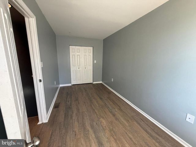 26 BOND ST, Trenton, NJ 08618