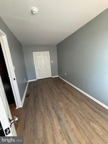 26 BOND ST, Trenton, NJ 08618