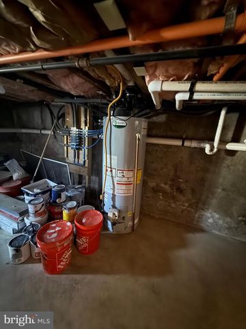 26 BOND ST, Trenton, NJ 08618