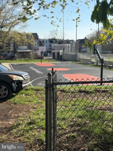 26 BOND ST, Trenton, NJ 08618