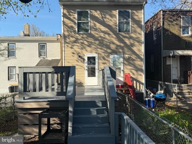 26 BOND ST, Trenton, NJ 08618