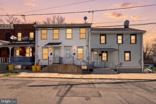 26 BOND ST, Trenton, NJ 08618