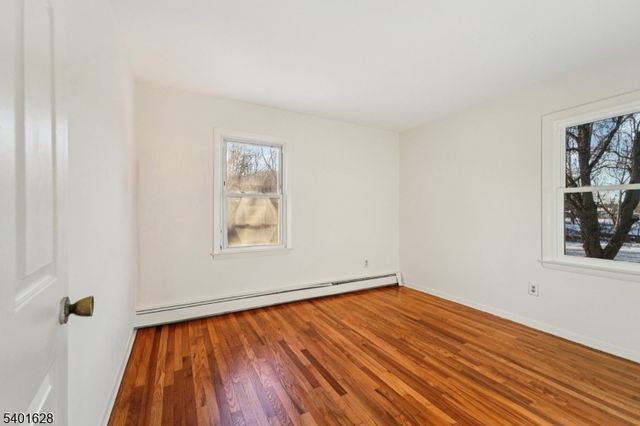 30 Scenic Dr, Green Twp., NJ 07821