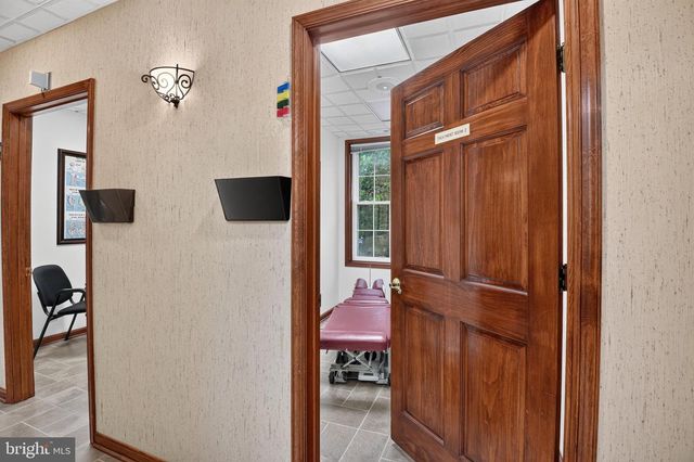 4123 CONNECTICUT AVE NW, Washington, DC 20008