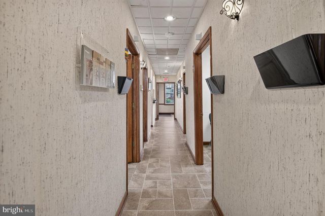 4123 CONNECTICUT AVE NW, Washington, DC 20008