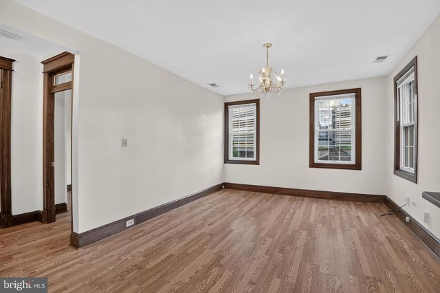 4123 CONNECTICUT AVE NW, Washington, DC 20008