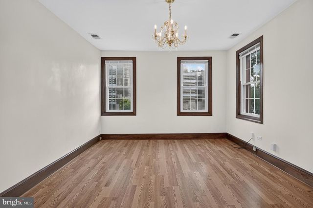 4123 CONNECTICUT AVE NW, Washington, DC 20008