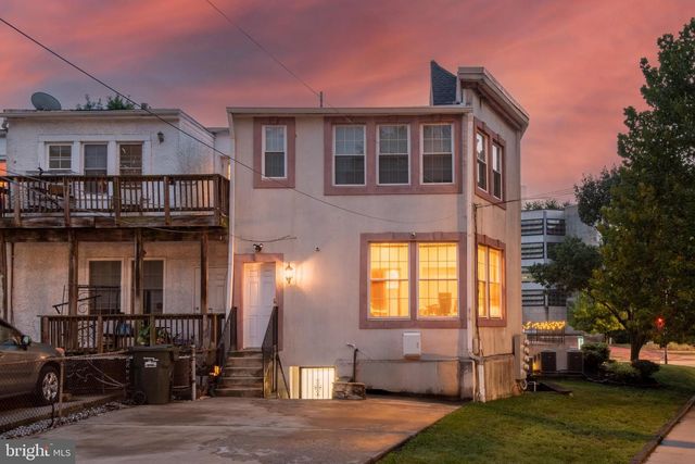4123 CONNECTICUT AVE NW, Washington, DC 20008