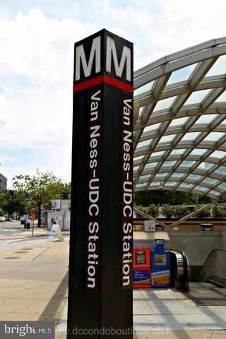 4123 CONNECTICUT AVE NW, Washington, DC 20008