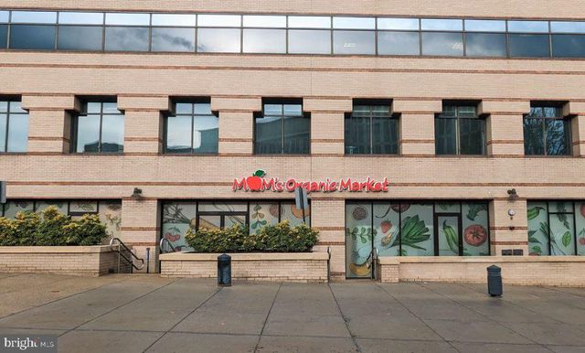 4123 CONNECTICUT AVE NW, Washington, DC 20008