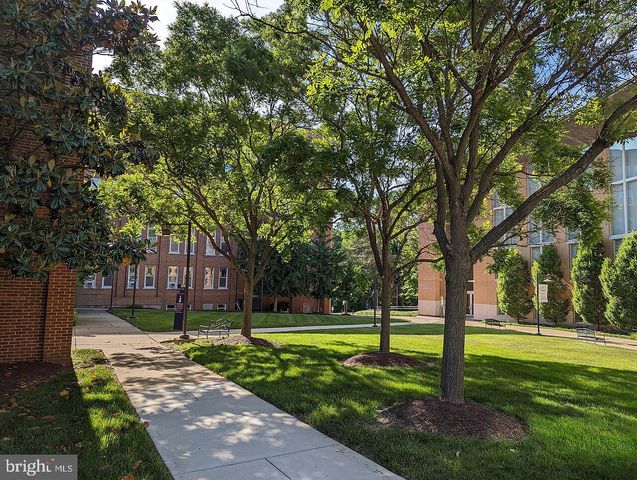 4123 CONNECTICUT AVE NW, Washington, DC 20008