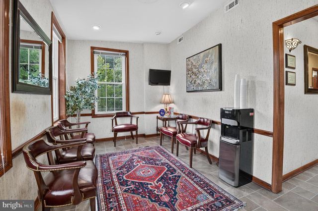 4123 CONNECTICUT AVE NW, Washington, DC 20008