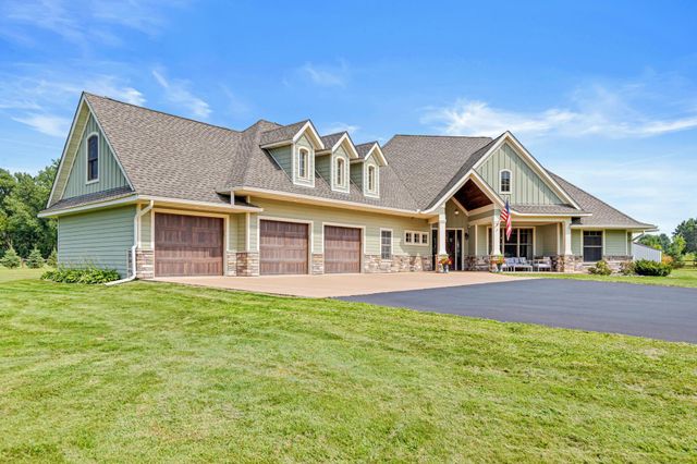 14549 Furman Street NE, Forest Lake, MN 55025
